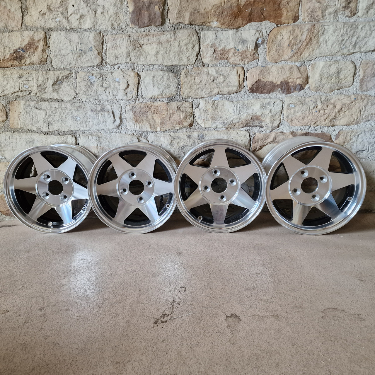 6x12 Machined Faced Starmag Alloy Wheels for Classic Mini - SET OF 4 - (12:2)