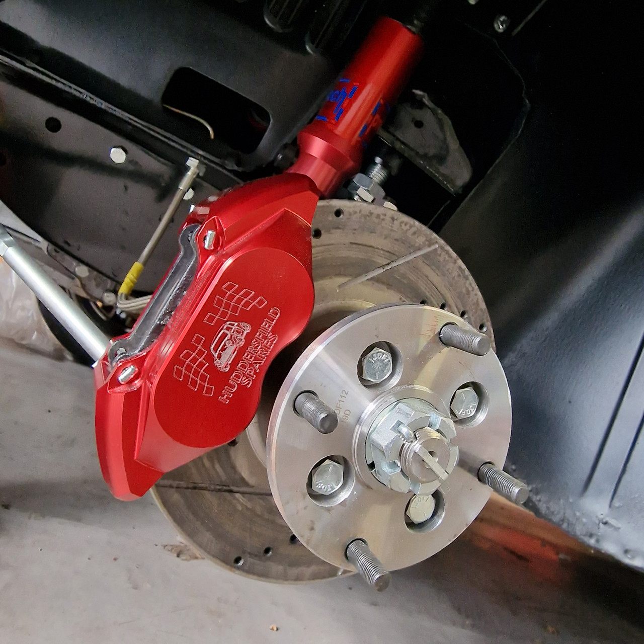 7.5" Alloy 4 pot caliper, brake disc and pad kit