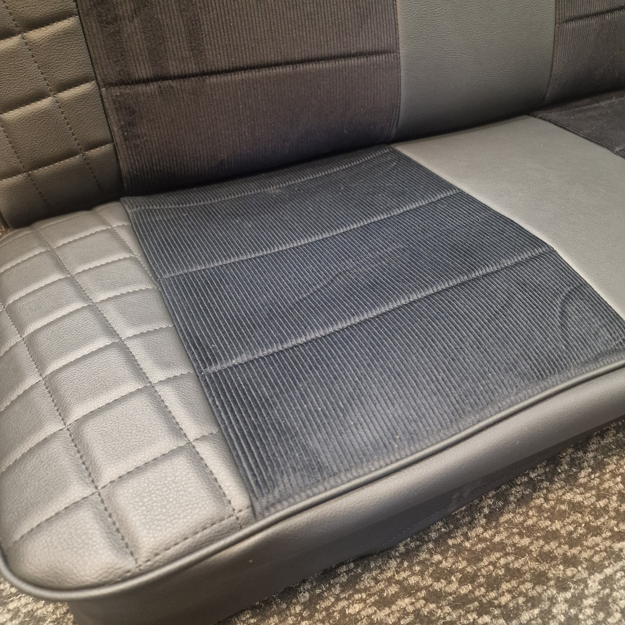 Rear Seat Cover Black Alpine for Classic Mini