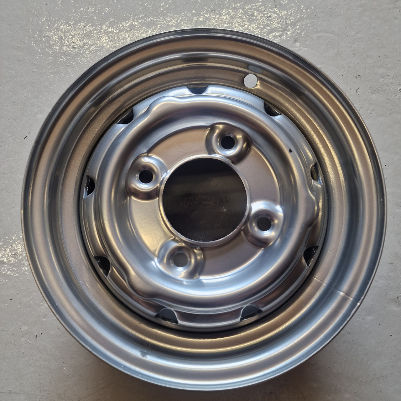 3.5x10 Steel Silver Rim - R10:103