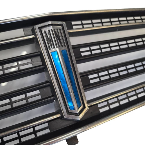 Classic Mini Clubman 1275GT Front Grill USED.