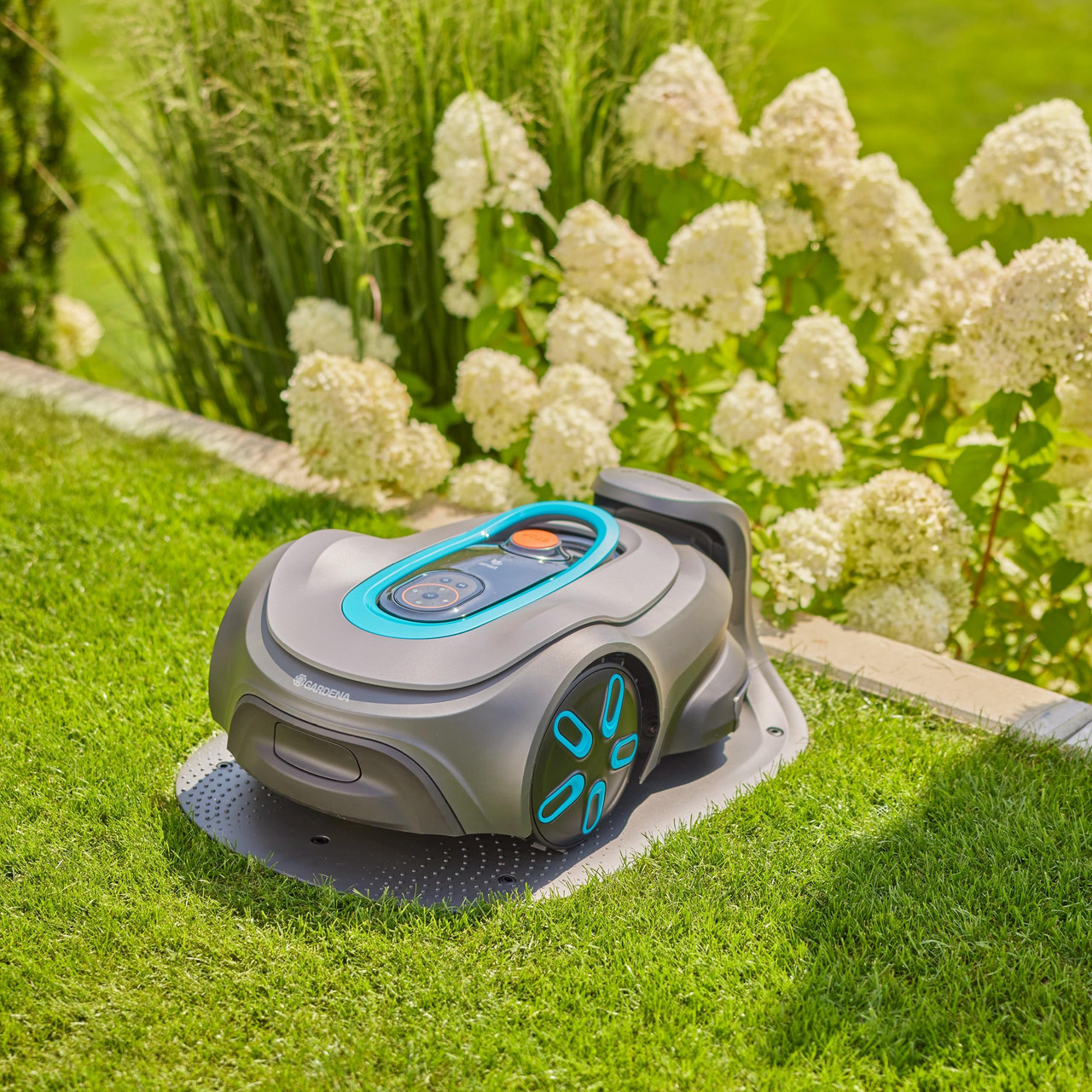 Gardena Smart Sileno 600 robot lawnmower in charging station
