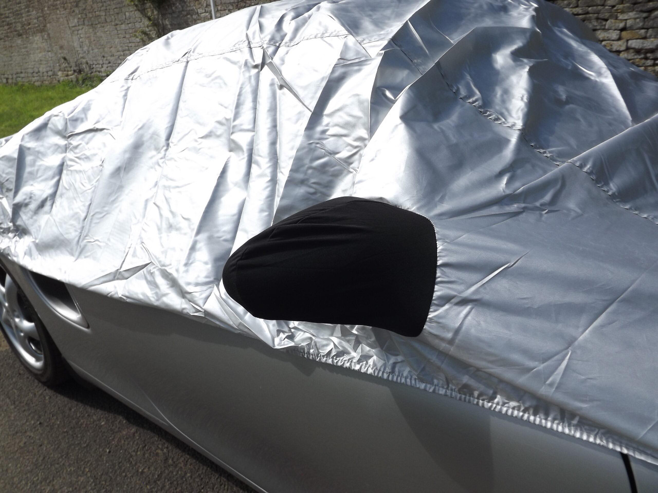 Waterproof car half cover on Porsche Boxster 986 mirror pockets keep cover secure