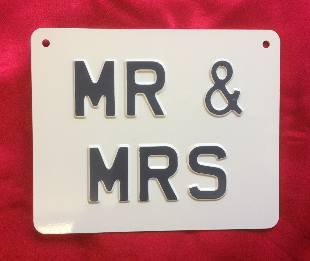 Novelty colour pressed metal show plates