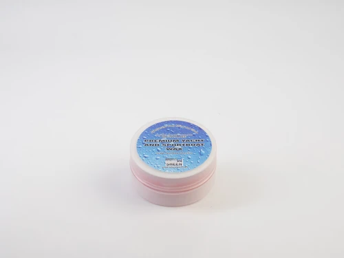 Premium paste boat carnauba wax