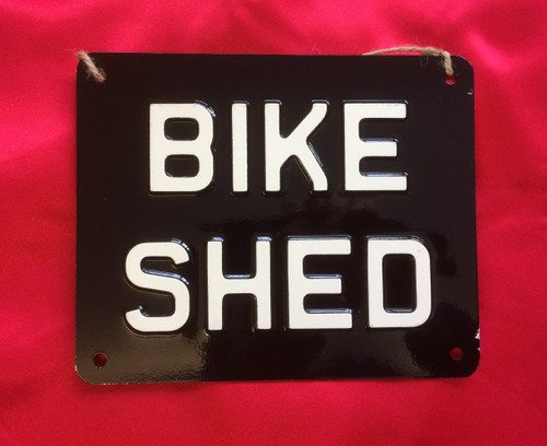 Novelty colour pressed metal show plates