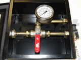 RA014G-100 dump box with ball valve and liquid gauge, 100 PSI air suspension control. Replaces Ride-Air RA014G and Tectran 27-ADB-66.