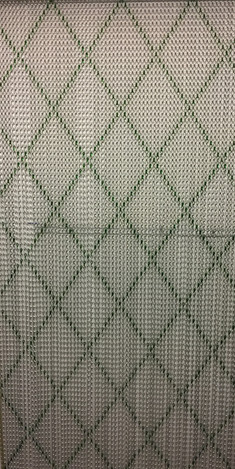 Diamond connecting pattern for a decorative piece. Forest Green and Silver have been used to create this diamond pattern.