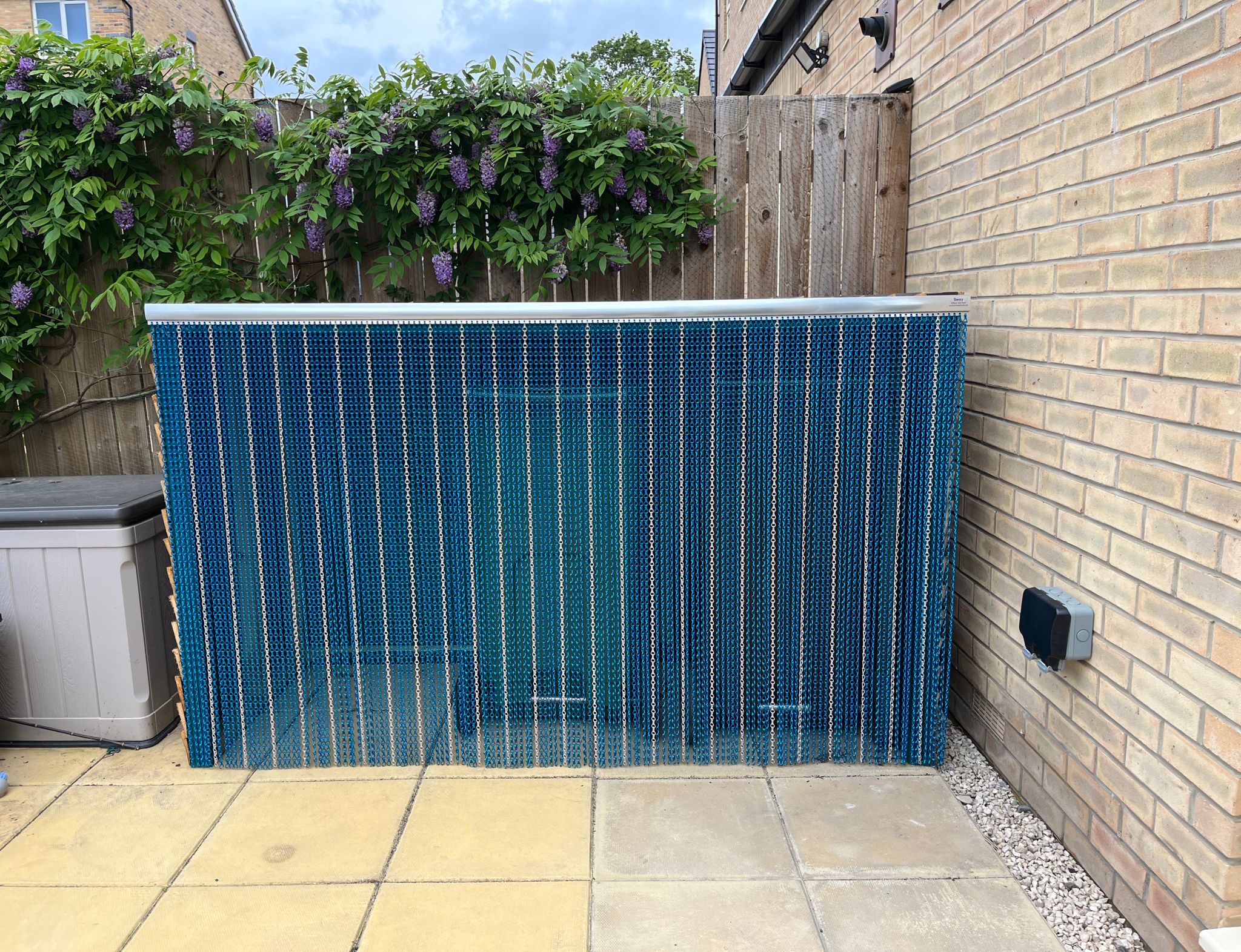 Multi Stripe Chain Screen - Sway Screens