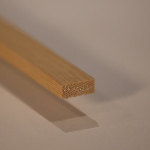 12x25mm Nominal Size PAR Joinery Quality Redwood Square Edge Per Metre (7x20mm Finished Size)