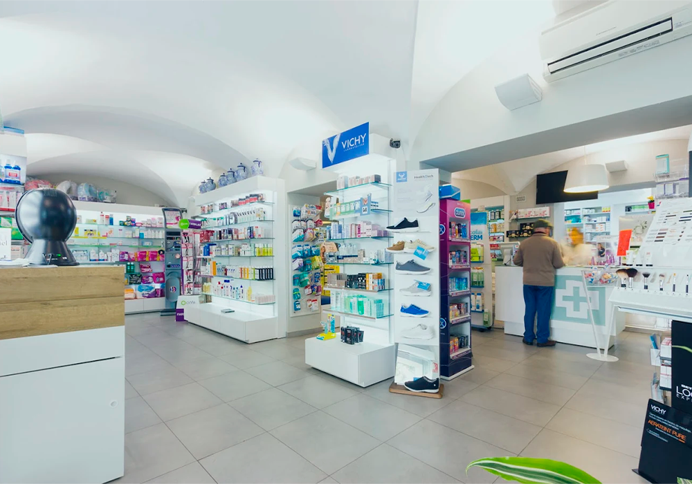 imagen farmacia plasencia interior 2