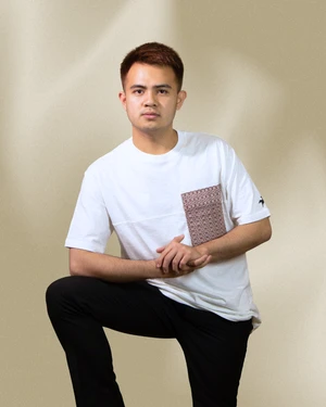 Manigo Compact Cotton with Woven Pocket T-Shirt
