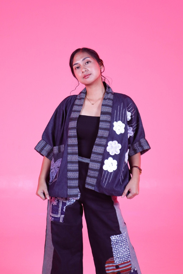 Poncho (Patched Dyed Flowers)