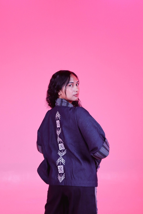 Poncho (Patched Dyed Flowers)