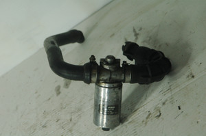 1) DH -10 BMW 13411738981 OEM Used IDLE VALVE ENGINE TESTED w-HOSES BOSCH .0280140545 From: 1995 e36 325Ci CONVERTIBLE 2DR. GREEN BOSTON GREEN m50tu25 RWD Fits: 325Ci & other listed vehicles 1738981 Euro All Parts 1) DH -10 BMW 13411738981 OEM Used IDLE VALVE ENGINE TESTED w-HOSES BOSCH .0280140545 From: 1995 e36 325Ci CONVERTIBLE 2DR. GREEN BOSTON GREEN m50tu25 RWD Fits: 325Ci & other listed vehicles 1738981 Euro All Parts