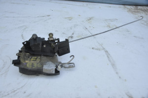 1) DH -11 BMW 51218122204 OEM Used DOOR LOCK ASSEMBLY FRONT LEFT DRIVER SEDAN 51-21-8-122-204 From: 1997 E36 328i SEDAN Fits: E36 & other listed vehicles Euro All Parts 1) DH -11 BMW 51218122204 OEM Used DOOR LOCK ASSEMBLY FRONT LEFT DRIVER SEDAN 51-21-8-122-204 From: 1997 E36 328i SEDAN Fits: E36 & other listed vehicles Euro All Parts