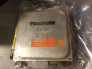 DH-12 BMW 12141466073 OEM Used ECU MODUAL DASH RIGHT BOSCH 261200008 78 From: 1984 E24 633CSi 12-14-0-021-221 12141466073 Euro All Parts DH-12 BMW 12141466073 OEM Used ECU MODUAL DASH RIGHT BOSCH 261200008 78 From: 1984 E24 633CSi 12-14-0-021-221 12141466073 Euro All Parts