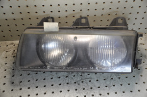 1) BMW OEM SSB 360 SAE HR91 HB3 -937321 63121468865 USED LEFT HEAD LIGHT ASSEMBLY 63121387861 63121468865 Fits: E36 318i 320I 325i 328I SEDAN 1995 & other listed vehicles Euro All Parts 1) BMW OEM SSB 360 SAE HR91 HB3 -937321 63121468865 USED LEFT HEAD LIGHT ASSEMBLY 63121387861 63121468865 Fits: E36 318i 320I 325i 328I SEDAN 1995 & other listed vehicles Euro All Parts