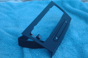 1) BMW OEM 61316962604 USED SEAT HEATING UNIT 325i 5 E93 Series Euro All Parts 1) BMW OEM 61316962604 USED SEAT HEATING UNIT 325i 5 E93 Series Euro All Parts