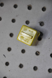 23) DD BMW OEM 61311378301 USED RELAY MULTIPURPOSE SWF 601571 Series 128i 2006, 2007, 2008, 20 Euro All Parts