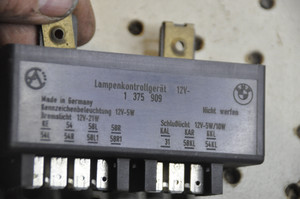 3) DD BMW OEM 1375909 61311368324 USED LIGHT CONTROL UNIT 325i 88 E30 Euro All Parts 3) DD BMW OEM 1375909 61311368324 USED LIGHT CONTROL UNIT 325i 88 E30 Euro All Parts