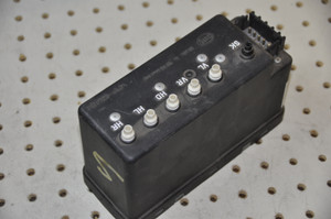 1) DH4 Mercedes Benz OEM 1408001748 Used DOOR LOCKING VACUUM PUMP Hella From: W140 E320 1996 FITS: W140 Euro All Parts 1) DH4 Mercedes Benz OEM 1408001748 Used DOOR LOCKING VACUUM PUMP Hella From: W140 E320 1996 FITS: W140 Euro All Parts