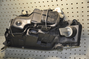 1) OEM Audi 4B0941004AT USED RIGHT HEAD LIGHT ASSEMBLY 279402 148474-00 Fits: A6 1999 & other listed vehicles Euro All Parts 1) OEM Audi 4B0941004AT USED RIGHT HEAD LIGHT ASSEMBLY 279402 148474-00 Fits: A6 1999 & other listed vehicles Euro All Parts