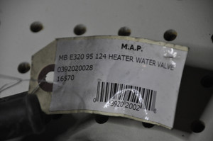 1) Mercedes Benz OEM 392020028 USED HEATER CONTROL VALVE 1995 E320 W124 Fits: W124 E320 1995 & other listed vehicles Euro All Parts 1) Mercedes Benz OEM 392020028 USED HEATER CONTROL VALVE 1995 E320 W124 Fits: W124 E320 1995 & other listed vehicles Euro All Parts