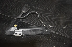 1) DH-17 BMW 72118167711 OEM Used SEAT BELT FASTENER LEFT FRONT 8167711B 72-11-8-167-711 72118167711 fits: E36 Euro All Parts