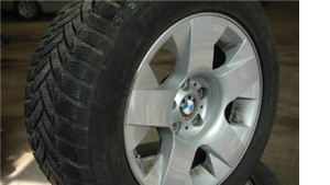 1) 17 IN BMW OEM 36116753236 USED RIM L star spoke 90 8Jx17 EH2 Is24 Dunlop Winter 245 55 R17 E65 745iL Euro All Parts