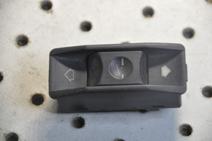 1) BMW OEM 61311378862 sunroof USED sun roof Switch E31 E32 E34 Euro All Parts 1) BMW OEM 61311378862 sunroof USED sun roof Switch E31 E32 E34 Euro All Parts
