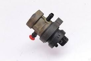 1) Mercedes Benz OEM 4701993 Purge Valve (USED) Fits: C230 1998 W203 & Other Listed Vehicles Euro All Parts 1) Mercedes Benz OEM 4701993 Purge Valve (USED) Fits: C230 1998 W203 & Other Listed Vehicles Euro All Parts