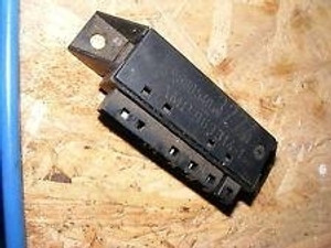 1) Mercedes Benz OEM 5403524 DioDe Case (USED) Fits: 400SE 1992 W140 & Other Listed Vehicles Euro All Parts 1) Mercedes Benz OEM 5403524 DioDe Case (USED) Fits: 400SE 1992 W140 & Other Listed Vehicles Euro All Parts