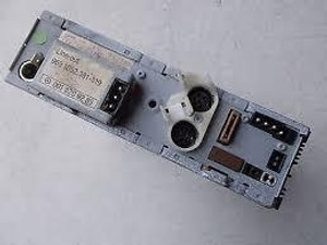 1) Mercedes Benz OEM 18209289 Stereo AMPLIFIER (USED) Fits: 300TD 1980 W123 & Other Listed Vehicles Euro All Parts 1) Mercedes Benz OEM 18209289 Stereo AMPLIFIER (USED) Fits: 300TD 1980 W123 & Other Listed Vehicles Euro All Parts