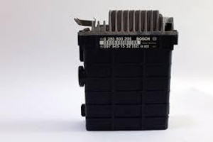 1) Mercedes Benz OEM 75451532 DME ECM ECU Engine Control Module (USED) Fits: 300SEL 1985 W126 & Other Listed Vehicles Euro All Parts 1) Mercedes Benz OEM 75451532 DME ECM ECU Engine Control Module (USED) Fits: 300SEL 1985 W126 & Other Listed Vehicles Euro All Parts