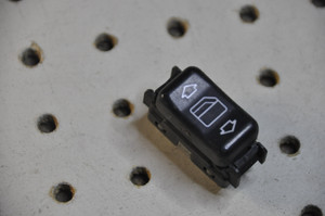 11) DD Mercedes Benz OEM 1248209410 Window Switch Right Rear (USED) LK 03809730 Fits: E420 1994 W124 & Other Listed Vehicles Euro All Parts 11) DD Mercedes Benz OEM 1248209410 Window Switch Right Rear (USED) LK 03809730 Fits: E420 1994 W124 & Other Listed Vehicles Euro All Parts