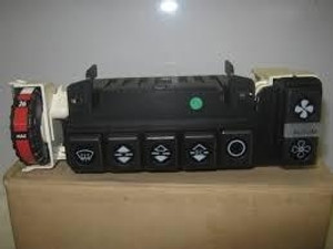 3) Mercedes Benz OEM 1268300285 Climate Control Unit (USED) Fits: 300SD 1984 W126 & Other Listed Vehicles Euro All Parts 3) Mercedes Benz OEM 1268300285 Climate Control Unit (USED) Fits: 300SD 1984 W126 & Other Listed Vehicles Euro All Parts