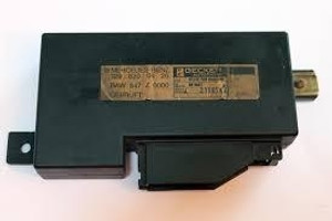 1) Mercedes Benz OEM 1298200426 Alarm Control Module (USED) Fits: 300SL 1991 W129 & Other Listed Vehicles Euro All Parts 1) Mercedes Benz OEM 1298200426 Alarm Control Module (USED) Fits: 300SL 1991 W129 & Other Listed Vehicles Euro All Parts