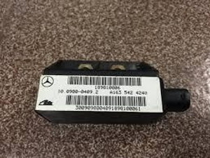 1) Mercedes Benz OEM 1635424240 YAW Rate Sensor (USED) Fits: ML320 1999 W163 & Other Listed Vehicles Euro All Parts 1) Mercedes Benz OEM 1635424240 YAW Rate Sensor (USED) Fits: ML320 1999 W163 & Other Listed Vehicles Euro All Parts