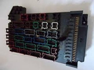 1) Mercedes Benz OEM 1635450005 Fuse Box and Relay (USED) Fits: ML320 1999 W163 & Other Listed Vehicles Euro All Parts 1) Mercedes Benz OEM 1635450005 Fuse Box and Relay (USED) Fits: ML320 1999 W163 & Other Listed Vehicles Euro All Parts