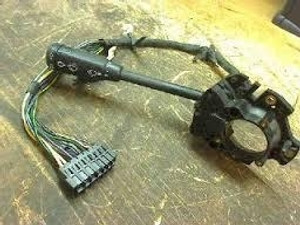 1) Mercedes Benz OEM 2015400044 Combination Switch (USED) Fits: 190E 1991 W201 & Other Listed Vehicles Euro All Parts 1) Mercedes Benz OEM 2015400044 Combination Switch (USED) Fits: 190E 1991 W201 & Other Listed Vehicles Euro All Parts