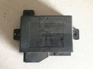 3) Mercedes Benz OEM 2028204326 Infrared Lock Control Unit (USED) Fits: S500 1995 W140 & Other Listed Vehicles Euro All Parts