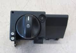 0) Mercedes Benz OEM 2105452104 Headlight Switch (USED) Fits: E320 1998 W210 & Other Listed Vehicles Euro All Parts 0) Mercedes Benz OEM 2105452104 Headlight Switch (USED) Fits: E320 1998 W210 & Other Listed Vehicles Euro All Parts