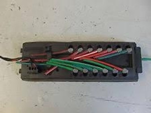 1) Mercedes Benz OEM 2108300076 HV Vacuum Valve Block (USED) Fits: E320 1998 W210 & Other Listed Vehicles Euro All Parts 1) Mercedes Benz OEM 2108300076 HV Vacuum Valve Block (USED) Fits: E320 1998 W210 & Other Listed Vehicles Euro All Parts
