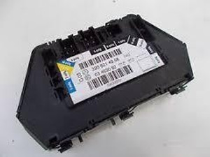 1) Mercedes Benz OEM 2208214958 Rear Left Door Seat Control Switch Module (USED) Fits: S430 2002 W220 & Other Listed Vehicles Euro All Parts 1) Mercedes Benz OEM 2208214958 Rear Left Door Seat Control Switch Module (USED) Fits: S430 2002 W220 & Other Listed Vehicles Euro All Parts