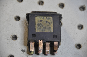 3) DD BMW 1381176 OEM 61311381176 Hazard Switch (USED) Fits: 318i 1986 E21 & Other Listed Vehicles Euro All Parts 3) DD BMW 1381176 OEM 61311381176 Hazard Switch (USED) Fits: 318i 1986 E21 & Other Listed Vehicles Euro All Parts