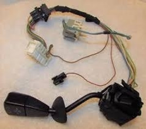 BMW OEM 61318350695 Turn Signal Switch (USED) Fits: 530i 1994 E34 & Other Listed Vehicles Euro All Parts BMW OEM 61318350695 Turn Signal Switch (USED) Fits: 530i 1994 E34 & Other Listed Vehicles Euro All Parts