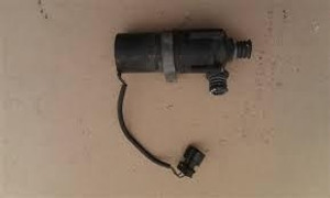 0) BMW OEM 64118390063 Additional Water Pump (USED) Fits: 540i 1994 E34 & Other Listed Vehicles Euro All Parts 0) BMW OEM 64118390063 Additional Water Pump (USED) Fits: 540i 1994 E34 & Other Listed Vehicles Euro All Parts