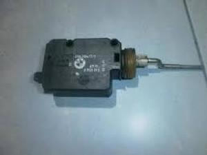 1) BMW OEM 67118353013 Fuel Door Actuator (USED) Fits: 318i 1995 E36 & Other Listed Vehicles Euro All Parts 1) BMW OEM 67118353013 Fuel Door Actuator (USED) Fits: 318i 1995 E36 & Other Listed Vehicles Euro All Parts