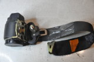 1) BMW OEM 72118226631 USED REAR SEAT BELT ASSEMBLY From: 1997 E36 318TI AS99979 FITS: 1992 1999 318ti Euro All Parts 1) BMW OEM 72118226631 USED REAR SEAT BELT ASSEMBLY From: 1997 E36 318TI AS99979 FITS: 1992 1999 318ti Euro All Parts